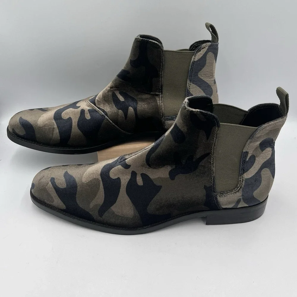 ALDO Astaria-R Mens Chelsea Boots Blue Velvet Camo Sz 9.5 Ankle Boot Camouflage